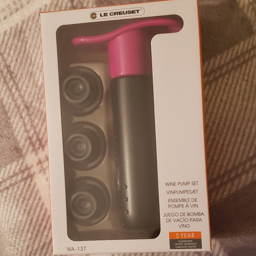 Le Creuset Pink and Gray Wine Pump Set